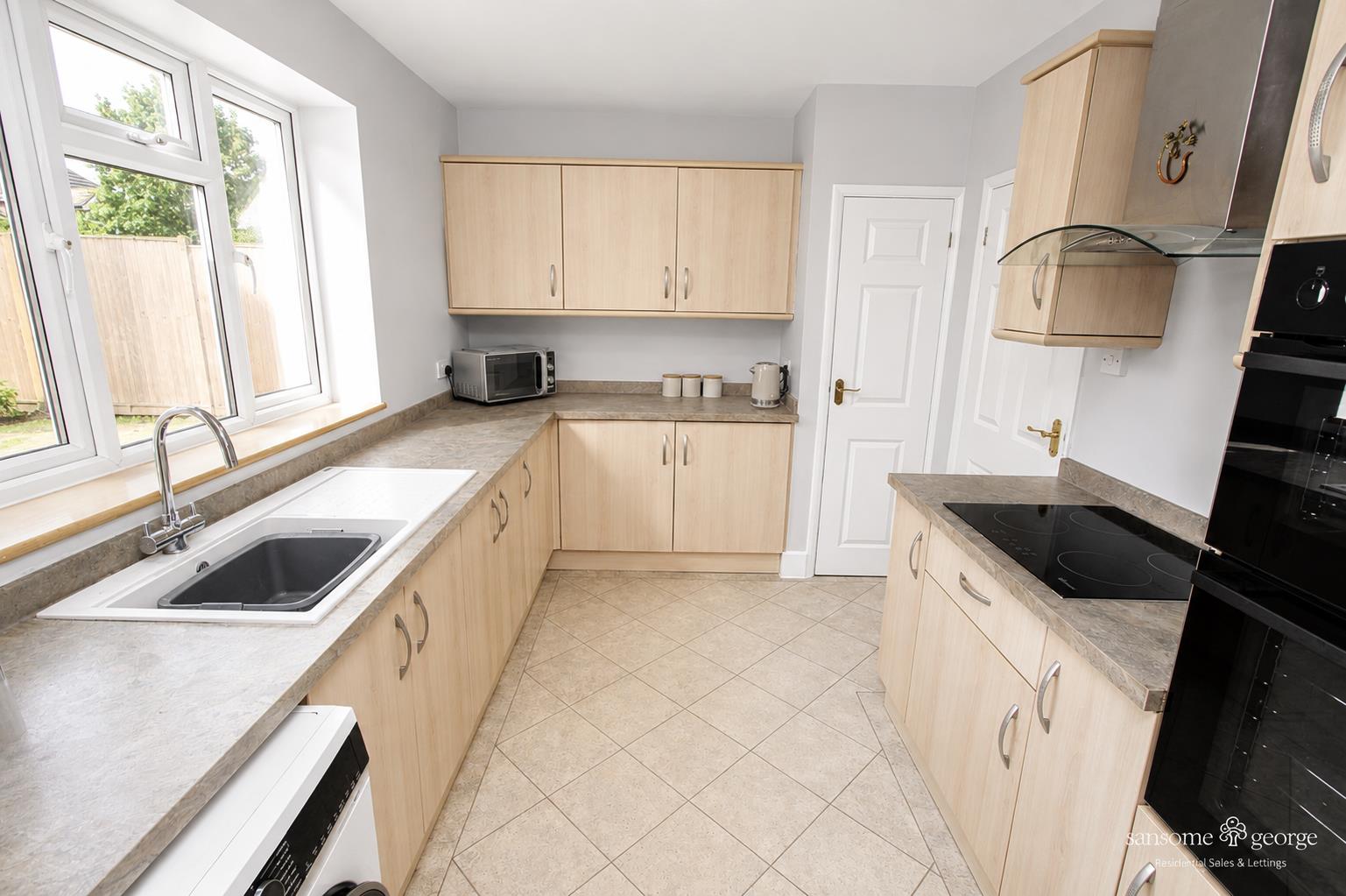 Beverley Road, Tilehurst, Reading